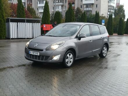 Рено Гранд Сценик 2009 в Житомире на Automoto.ua Серый Рено Гранд Сценик, объемом двигателя 1.5 л и пробегом 320 тыс. км за 6250 $, фото 1 на Automoto.ua