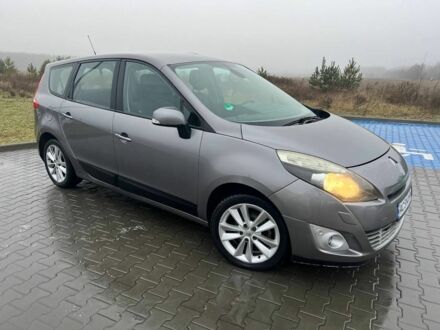 Сірий Рено Гранд Сценік, об'ємом двигуна 1.5 л та пробігом 232 тис. км за 6750 $, фото 1 на Automoto.ua