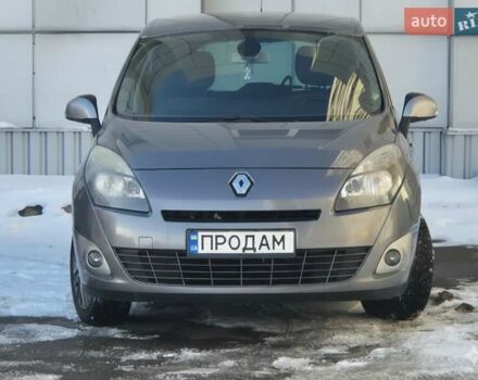 Серый Рено Гранд Сценик, объемом двигателя 1.6 л и пробегом 227 тыс. км за 6700 $, фото 1 на Automoto.ua