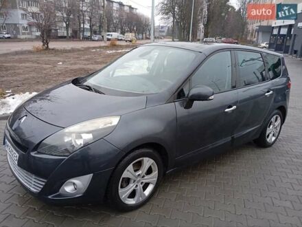 Рено Гранд Сценік 2010 у Житомирі на Automoto.ua Сірий Рено Гранд Сценік, об'ємом двигуна 0 л та пробігом 235 тис. км за 7300 $, фото 1 на Automoto.ua