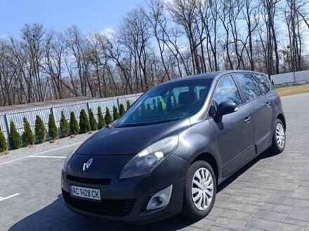 Сірий Рено Гранд Сценік, об'ємом двигуна 1.5 л та пробігом 235 тис. км за 6500 $, фото 1 на Automoto.ua