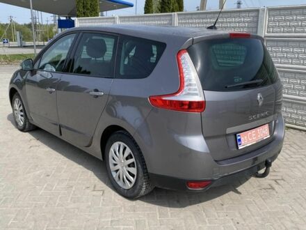 Серый Рено Гранд Сценик, объемом двигателя 1.5 л и пробегом 219 тыс. км за 7500 $, фото 1 на Automoto.ua
