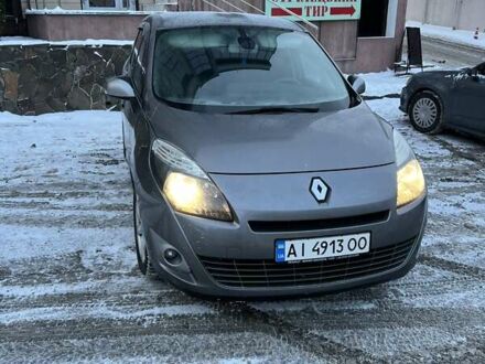 Серый Рено Гранд Сценик, объемом двигателя 1.5 л и пробегом 296 тыс. км за 8500 $, фото 1 на Automoto.ua