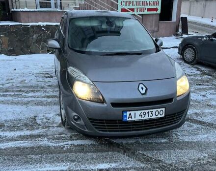Серый Рено Гранд Сценик, объемом двигателя 1.5 л и пробегом 296 тыс. км за 8500 $, фото 1 на Automoto.ua