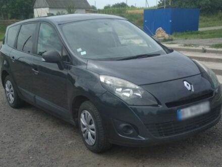 Серый Рено Гранд Сценик, объемом двигателя 1.5 л и пробегом 490 тыс. км за 5200 $, фото 1 на Automoto.ua