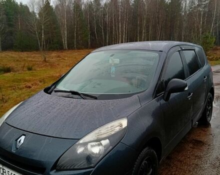 Серый Рено Гранд Сценик, объемом двигателя 1.5 л и пробегом 253 тыс. км за 7200 $, фото 1 на Automoto.ua