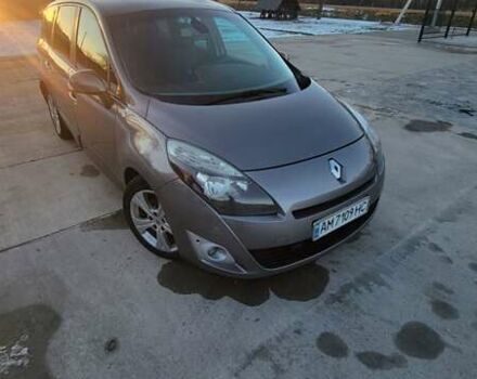 Сірий Рено Гранд Сценік, об'ємом двигуна 1.6 л та пробігом 320 тис. км за 6400 $, фото 1 на Automoto.ua