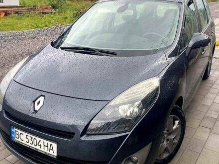 Рено Гранд Сценик 2011 в Львове на Automoto.ua Серый Рено Гранд Сценик, объемом двигателя 1.5 л и пробегом 290 тыс. км за 6300 $, фото 1 на Automoto.ua