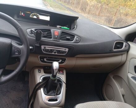 Сірий Рено Гранд Сценік, об'ємом двигуна 1.5 л та пробігом 310 тис. км за 7000 $, фото 1 на Automoto.ua