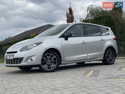 Рено Гранд Сценик 2011 в Стрые на Automoto.ua Серый Рено Гранд Сценик, объемом двигателя 2 л и пробегом 249 тыс. км за 8450 $, фото 1 на Automoto.ua