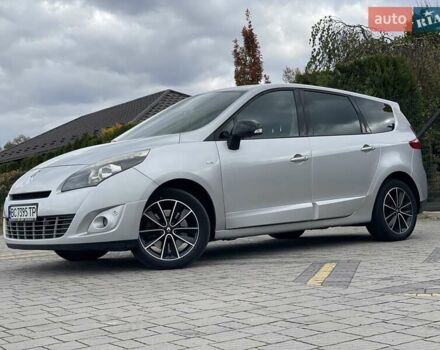 Рено Гранд Сценик 2011 в Стрые на Automoto.ua Серый Рено Гранд Сценик, объемом двигателя 2 л и пробегом 249 тыс. км за 8450 $, фото 1 на Automoto.ua