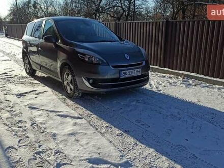 Рено Гранд Сценік 2012 у Вараш (Кузнецовськ) на Automoto.ua Сірий Рено Гранд Сценік, об'ємом двигуна 1.5 л та пробігом 190 тис. км за 8300 $, фото 1 на Automoto.ua