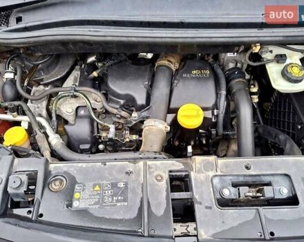 Сірий Рено Гранд Сценік, об'ємом двигуна 1.5 л та пробігом 198 тис. км за 8150 $, фото 1 на Automoto.ua