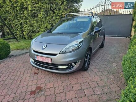 Серый Рено Гранд Сценик, объемом двигателя 1.6 л и пробегом 216 тыс. км за 8800 $, фото 1 на Automoto.ua