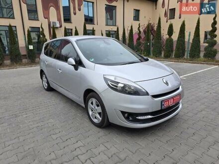 Сірий Рено Гранд Сценік, об'ємом двигуна 1.5 л та пробігом 230 тис. км за 8650 $, фото 1 на Automoto.ua