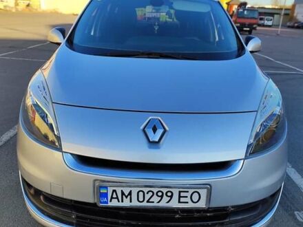 Сірий Рено Гранд Сценік, об'ємом двигуна 1.5 л та пробігом 290 тис. км за 7850 $, фото 1 на Automoto.ua