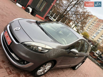 Серый Рено Гранд Сценик, объемом двигателя 2 л и пробегом 197 тыс. км за 10700 $, фото 1 на Automoto.ua