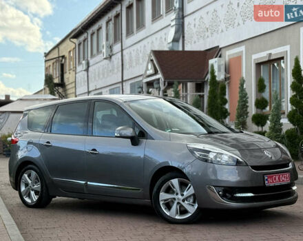 Серый Рено Гранд Сценик, объемом двигателя 1.5 л и пробегом 239 тыс. км за 8999 $, фото 1 на Automoto.ua