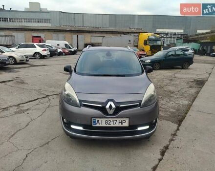 Серый Рено Гранд Сценик, объемом двигателя 1.5 л и пробегом 393 тыс. км за 7200 $, фото 1 на Automoto.ua