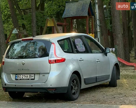 Сірий Рено Гранд Сценік, об'ємом двигуна 1.5 л та пробігом 290 тис. км за 5000 $, фото 1 на Automoto.ua