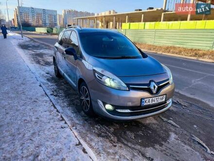 Серый Рено Гранд Сценик, объемом двигателя 1.6 л и пробегом 150 тыс. км за 10000 $, фото 1 на Automoto.ua