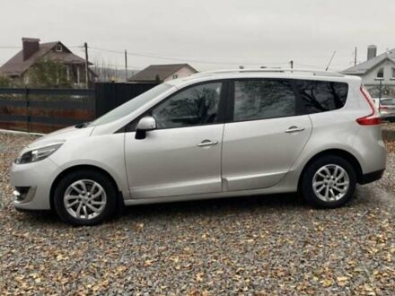 Серый Рено Гранд Сценик, объемом двигателя 1.5 л и пробегом 207 тыс. км за 9300 $, фото 1 на Automoto.ua