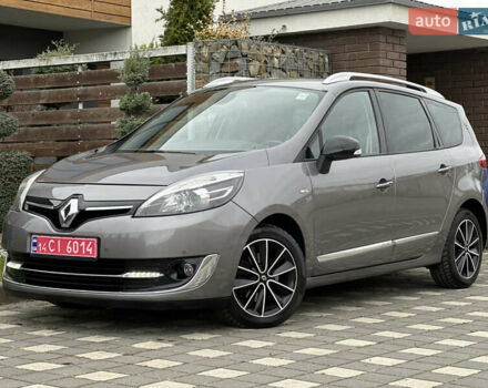 Серый Рено Гранд Сценик, объемом двигателя 1.6 л и пробегом 229 тыс. км за 10650 $, фото 1 на Automoto.ua
