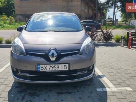 Сірий Рено Гранд Сценік, об'ємом двигуна 1.6 л та пробігом 245 тис. км за 8999 $, фото 1 на Automoto.ua