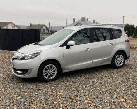 Серый Рено Гранд Сценик, объемом двигателя 1.5 л и пробегом 207 тыс. км за 9250 $, фото 1 на Automoto.ua