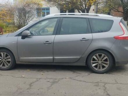 Рено Гранд Сценик 2013 в Старая Выжевка на Automoto.ua Серый Рено Гранд Сценик, объемом двигателя 1.6 л и пробегом 390 тыс. км за 6900 $, фото 1 на Automoto.ua