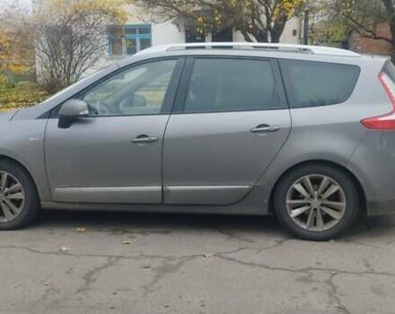 Рено Гранд Сценик 2013 в Старая Выжевка на Automoto.ua Серый Рено Гранд Сценик, объемом двигателя 1.6 л и пробегом 390 тыс. км за 6900 $, фото 1 на Automoto.ua