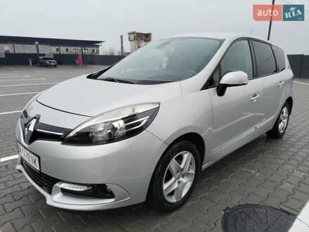 Серый Рено Гранд Сценик, объемом двигателя 1.5 л и пробегом 230 тыс. км за 8800 $, фото 1 на Automoto.ua