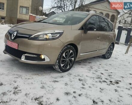 Сірий Рено Гранд Сценік, об'ємом двигуна 1.5 л та пробігом 206 тис. км за 10299 $, фото 1 на Automoto.ua