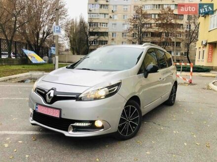 Серый Рено Гранд Сценик, объемом двигателя 1.6 л и пробегом 209 тыс. км за 9900 $, фото 1 на Automoto.ua