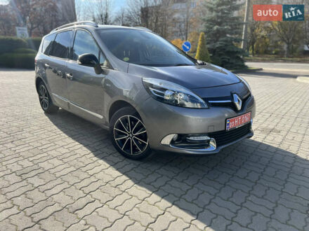 Сірий Рено Гранд Сценік, об'ємом двигуна 1.5 л та пробігом 235 тис. км за 10500 $, фото 1 на Automoto.ua