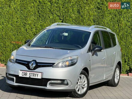 Серый Рено Гранд Сценик, объемом двигателя 1.5 л и пробегом 236 тыс. км за 10500 $, фото 1 на Automoto.ua