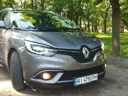 Рено Гранд Сценік 2017 у Белой Церкве на Automoto.ua Сірий Рено Гранд Сценік, об'ємом двигуна 1.5 л та пробігом 210 тис. км за 18900 $, фото 1 на Automoto.ua