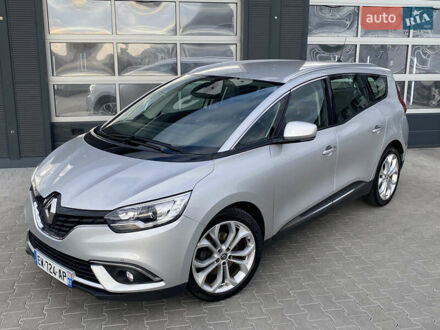 Серый Рено Гранд Сценик, объемом двигателя 1.6 л и пробегом 207 тыс. км за 14500 $, фото 1 на Automoto.ua