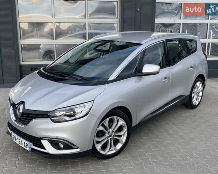 Серый Рено Гранд Сценик, объемом двигателя 1.6 л и пробегом 207 тыс. км за 14500 $, фото 1 на Automoto.ua