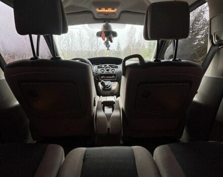 Синий Рено Гранд Сценик, объемом двигателя 1.6 л и пробегом 359 тыс. км за 4650 $, фото 11 на Automoto.ua