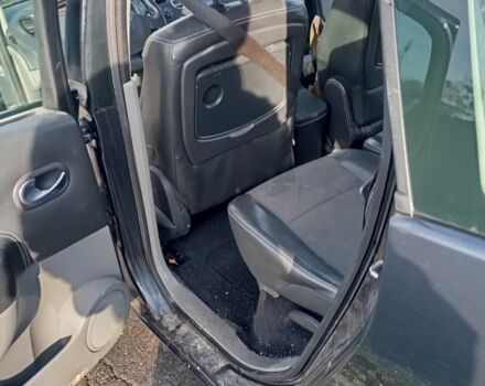 Синий Рено Гранд Сценик, объемом двигателя 2 л и пробегом 190 тыс. км за 6000 $, фото 4 на Automoto.ua