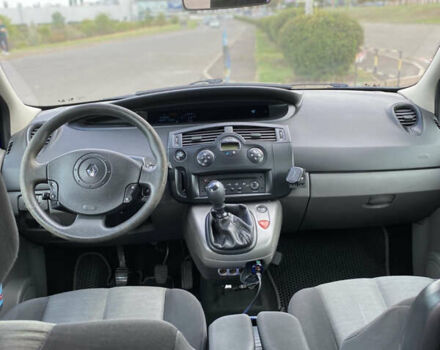 Синий Рено Гранд Сценик, объемом двигателя 2 л и пробегом 330 тыс. км за 5500 $, фото 8 на Automoto.ua