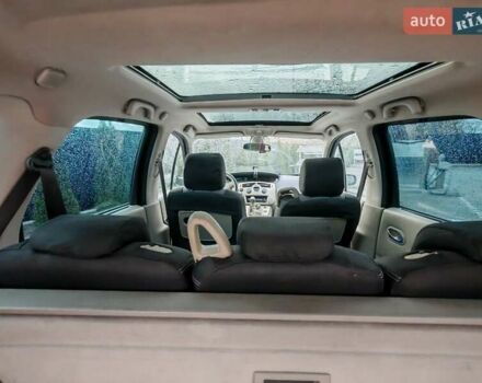 Синий Рено Гранд Сценик, объемом двигателя 1.9 л и пробегом 238 тыс. км за 4900 $, фото 8 на Automoto.ua