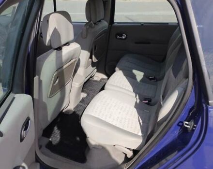 Синий Рено Гранд Сценик, объемом двигателя 1.6 л и пробегом 258 тыс. км за 4800 $, фото 11 на Automoto.ua