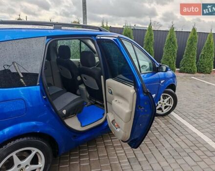 Синий Рено Гранд Сценик, объемом двигателя 1.9 л и пробегом 238 тыс. км за 4900 $, фото 13 на Automoto.ua