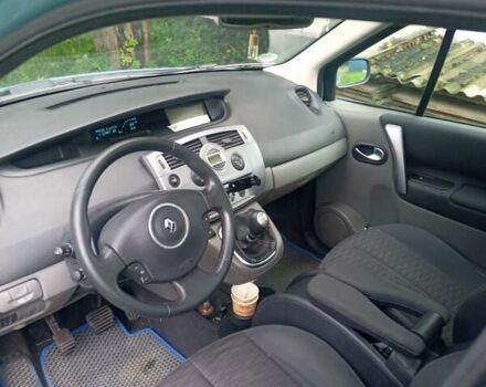 Синий Рено Гранд Сценик, объемом двигателя 2 л и пробегом 225 тыс. км за 5600 $, фото 2 на Automoto.ua