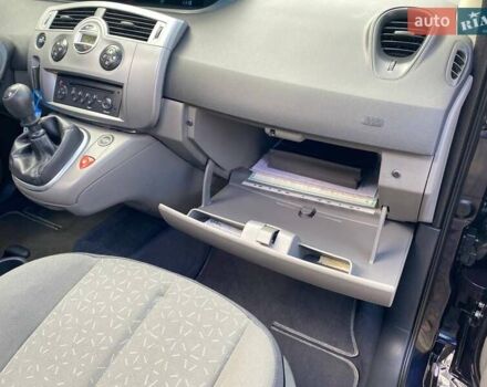 Синий Рено Гранд Сценик, объемом двигателя 1.6 л и пробегом 210 тыс. км за 5990 $, фото 50 на Automoto.ua