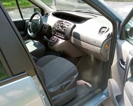 Синий Рено Гранд Сценик, объемом двигателя 1.9 л и пробегом 210 тыс. км за 5500 $, фото 15 на Automoto.ua