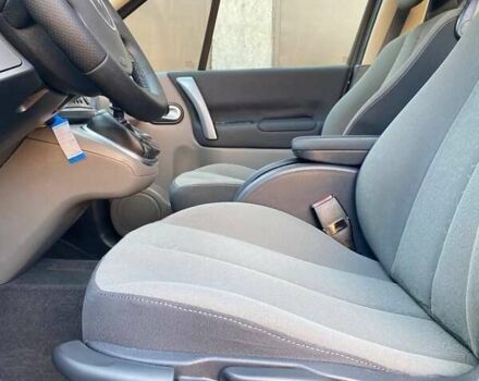 Синий Рено Гранд Сценик, объемом двигателя 1.6 л и пробегом 210 тыс. км за 5990 $, фото 28 на Automoto.ua