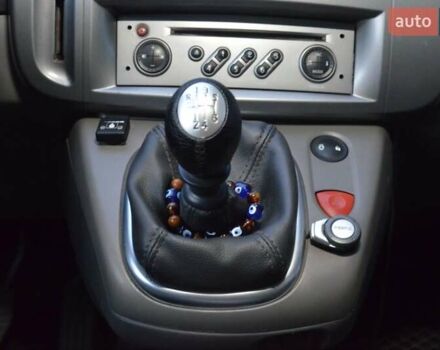 Синий Рено Гранд Сценик, объемом двигателя 1.6 л и пробегом 260 тыс. км за 5600 $, фото 15 на Automoto.ua